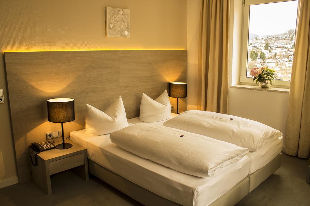 Garni Hotel Schmaus Viechtach Phòng bức ảnh